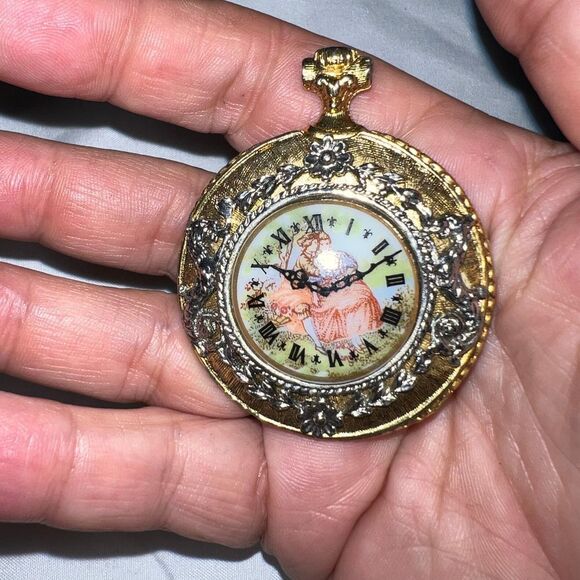Vintage Faux Watch Pendant - Picture 1 of 6